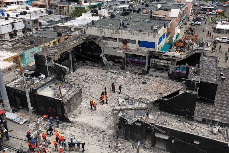 Familiares de uno de los fallecidos en Jet Set se querellan contra sus propietarios