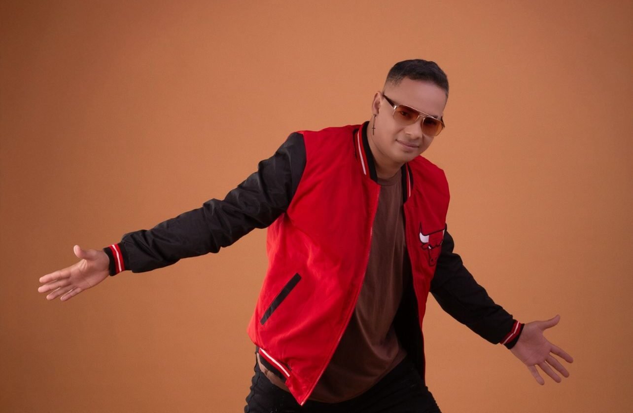 Max Polanco: La nueva voz que refresca la bachata y el merengue con sabor al Caribe
