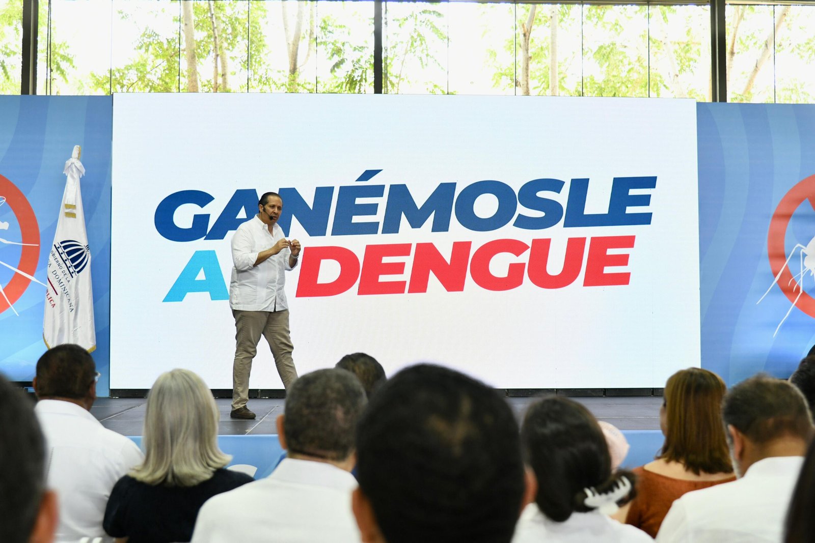 Ministerio de Salud logra cero muertes por dengue en RD y reduce casos en un 85% en 2025