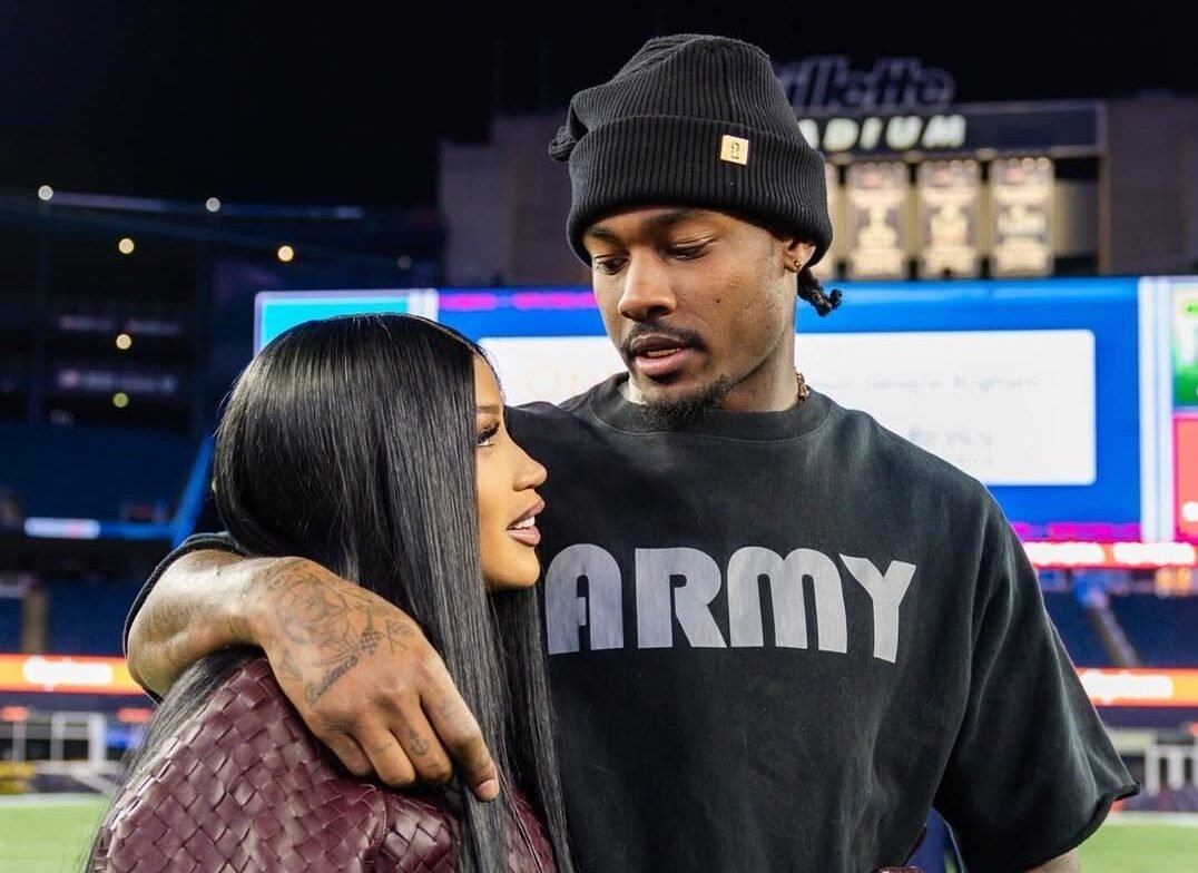 Cardi B da a luz a su cuarto hijo, el primero junto a su pareja Stefon Diggs