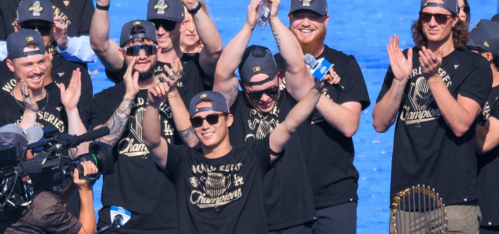 Dodgers celebraron con un desfile el título de la Serie Mundial