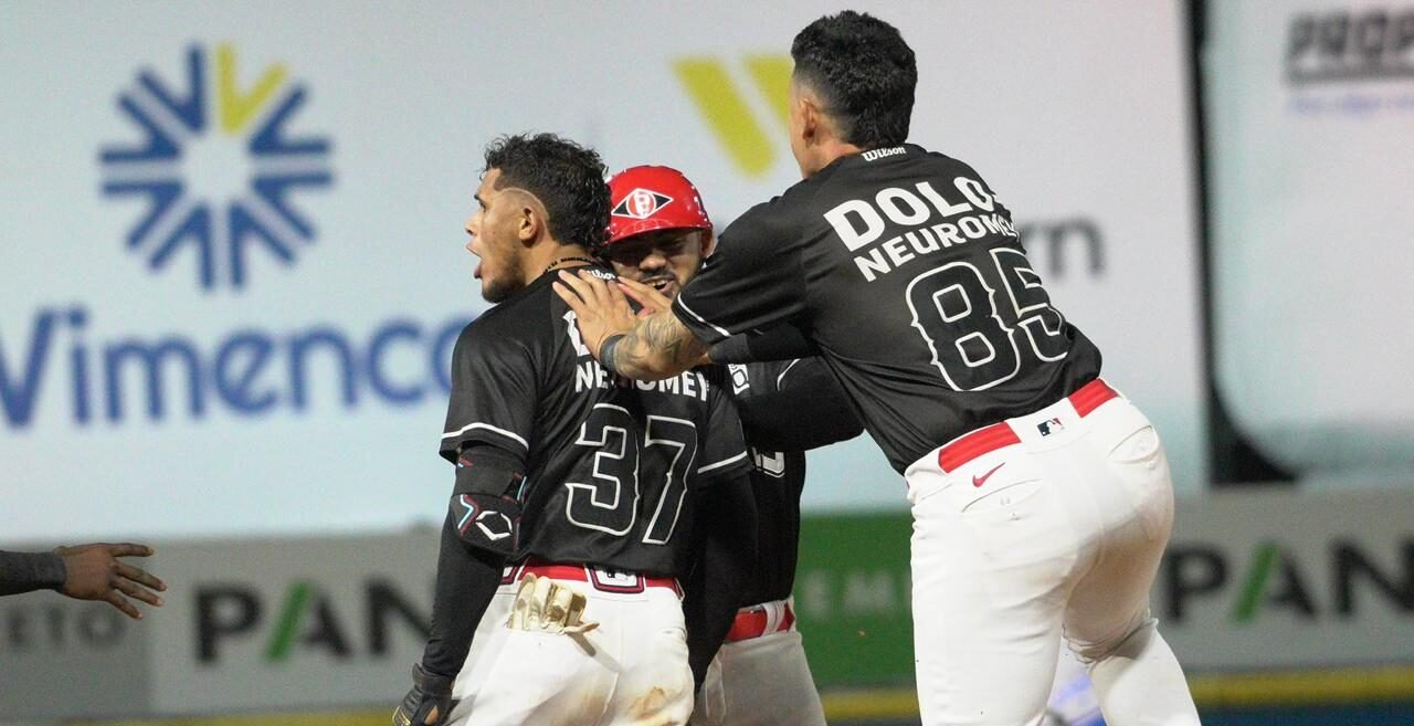 Erick González responde con el bate y Leones dejan tendido a los Tigres