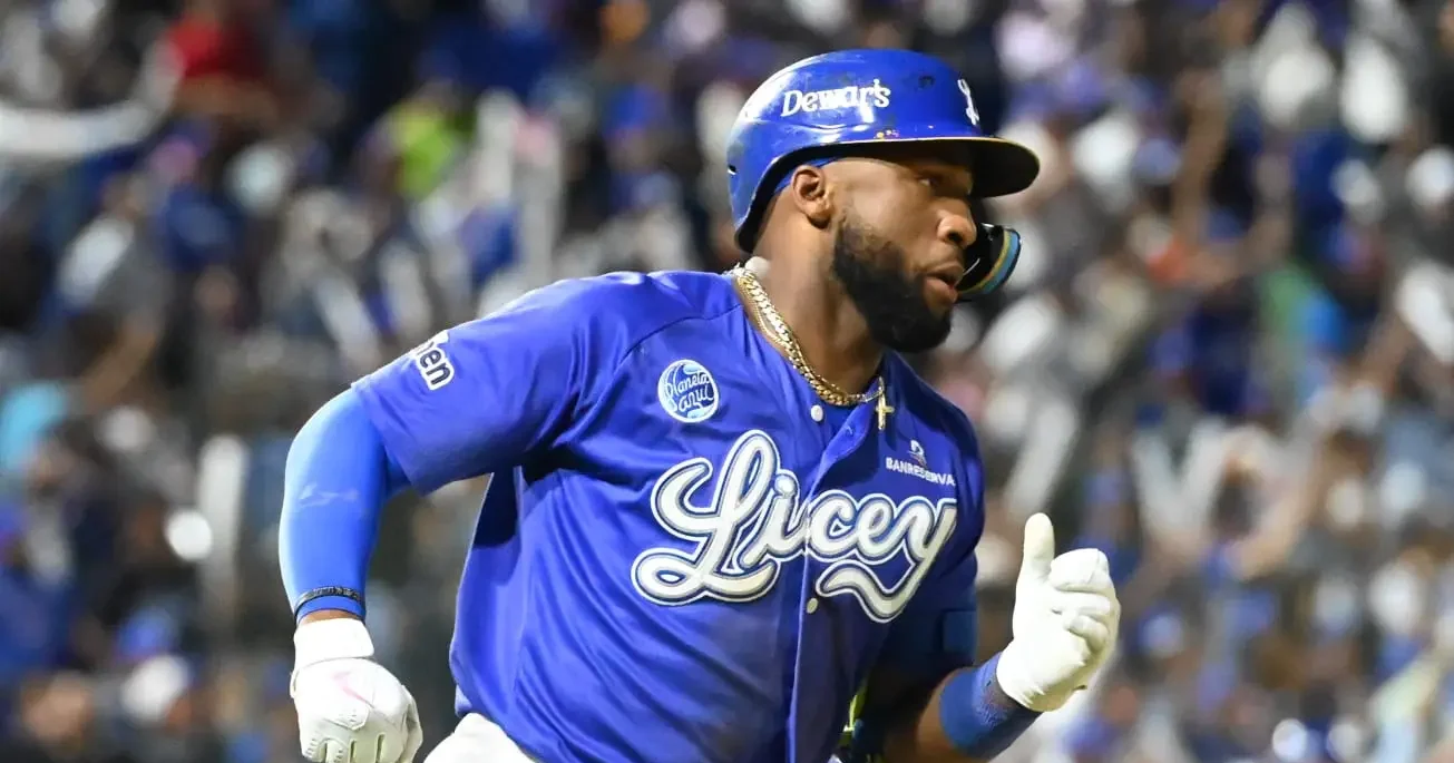 Rojas Jr. lidera con su bate el mejor momento de Tigres del Licey