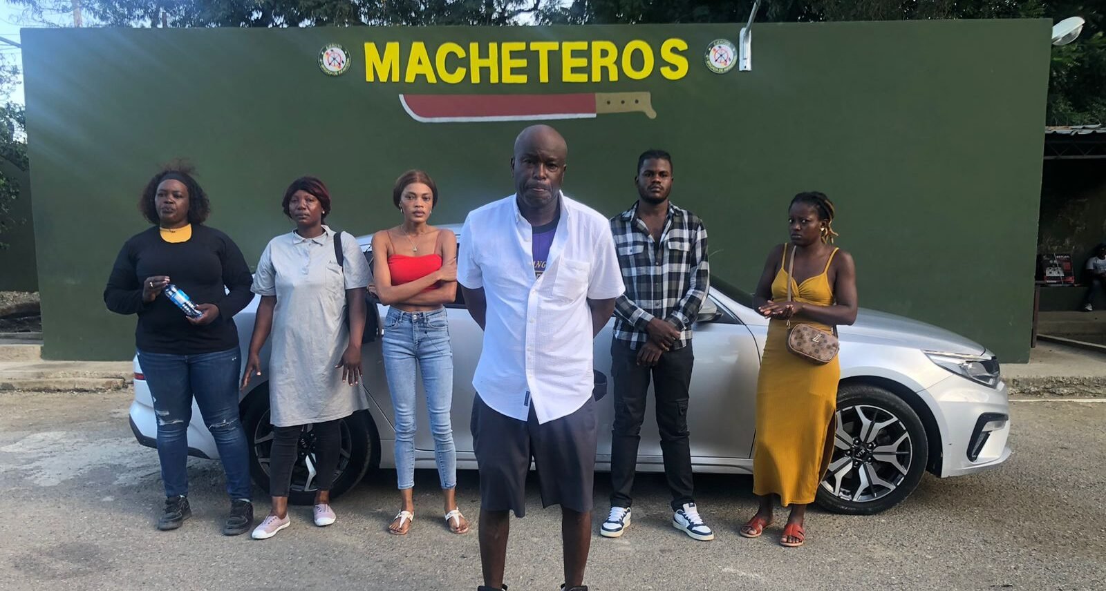 Arrestan en Mao a conductor por transportar haitianos indocumentados