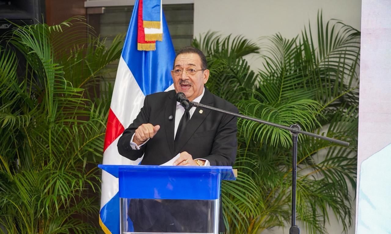 Senador Cristóbal Castillo rinde cuesta de gestión legislativa 2024-2025