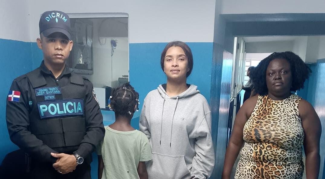 Policía encuentra sana y salva a niña desaparecida en Los Guaricanos