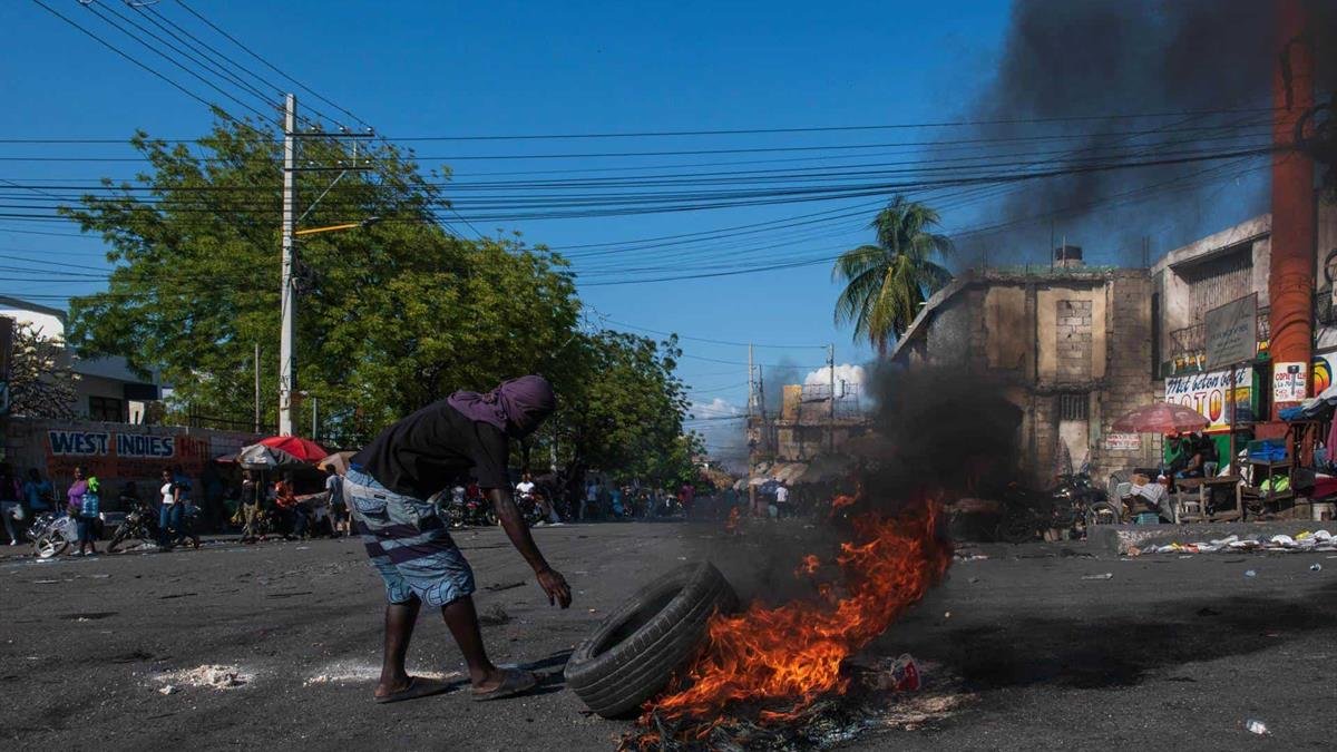 Embajada de EEUU en Haití emite alerta de seguridad por "intensos tiroteos" en la capital