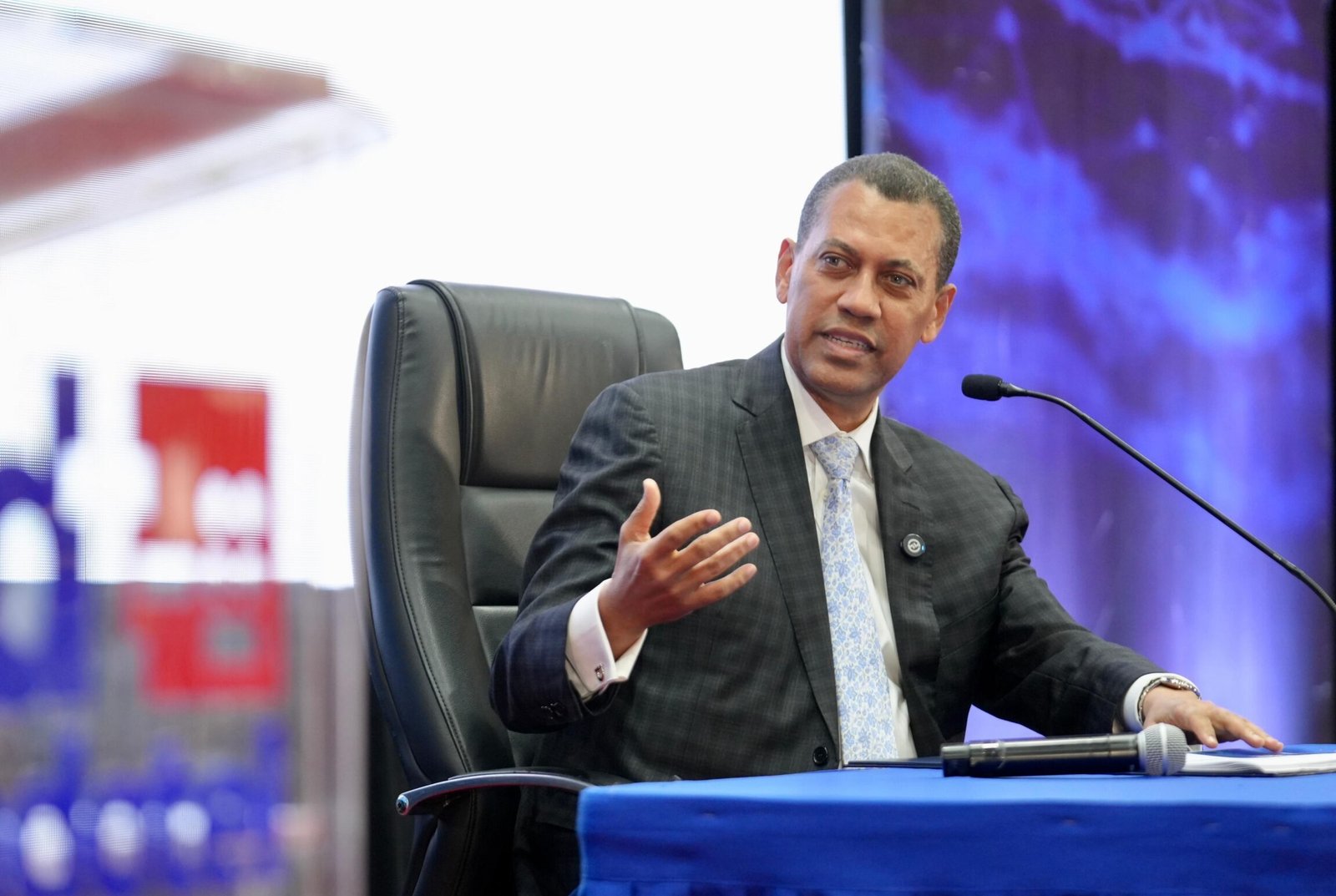 Gómez Mazara presenta logros de sus17 meses al frente de Indotel