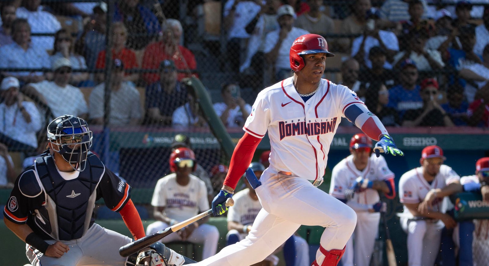 Dominicana doblega a Países Bajos en festival de jonrones en el Clásico Mundial