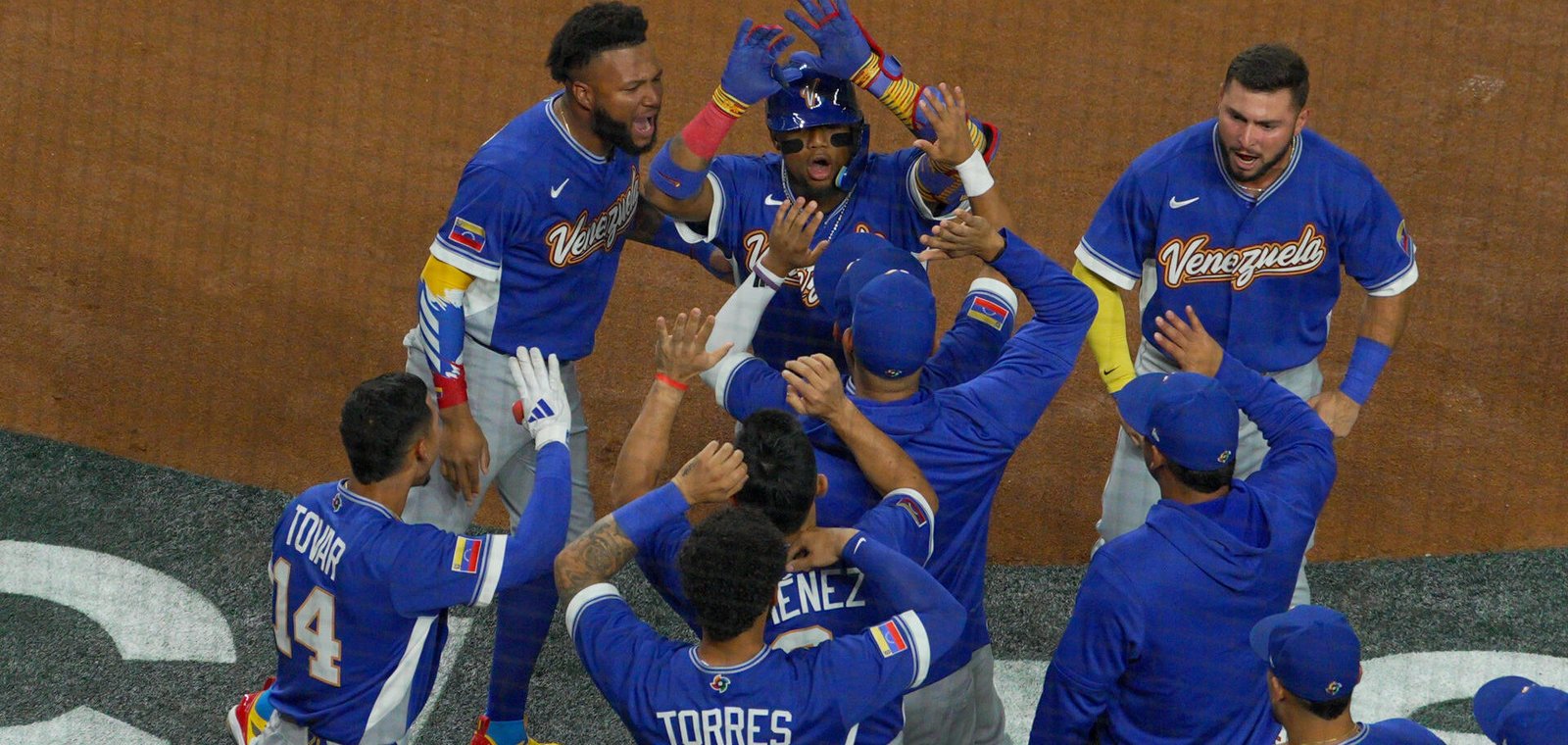 Venezuela se impone a EEUU y se corona campeón del Clásico Mundial de Beisbol