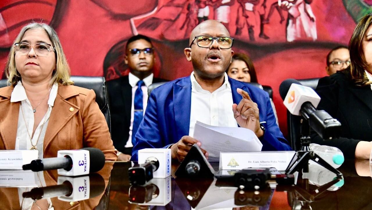 Nuevo presidente del CMD denuncia que encontró irregularidades financieras en el IPPS y ordena investigación