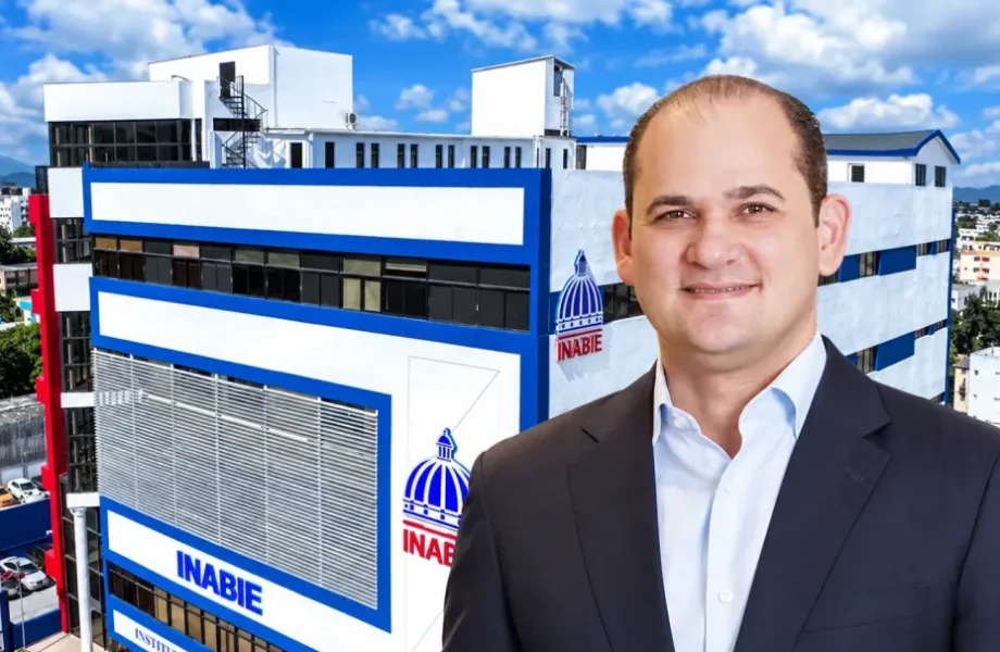 Inabie defiende contratos otorgados a jóvenes de Azua para suplir alimentos en San Pedro