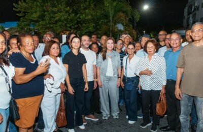 Carolina Mejía fortalece la seguridad en 20 sectores de los kilómetros de la Independencia con la iluminación de 77 calle