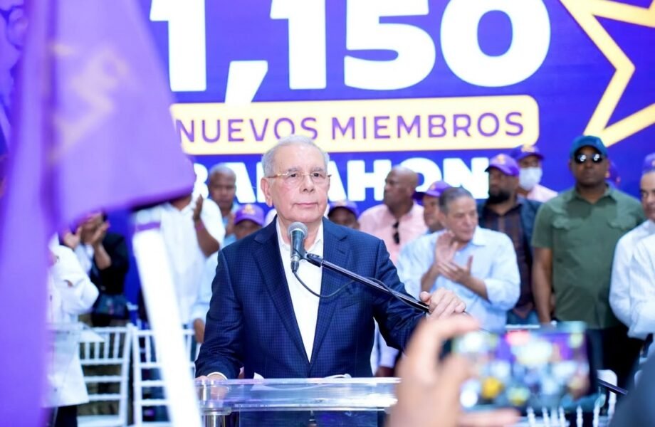 Danilo Medina asegura que el PLD “ha resucitado” y llama a su militancia a movilizarse para la consulta del 18 de octubre