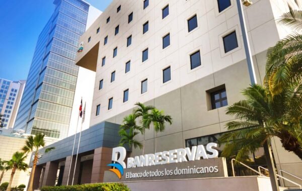 Banreservas promoverá nuevas inversiones turísticas en Top Resa 2026