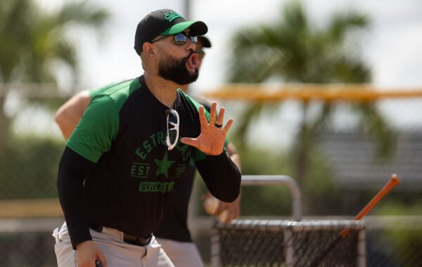 Mánager Borg contento con asistencia de jugadores a prácticas de Estrellas Orientales
