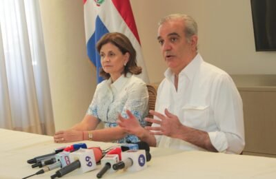 Presidente Abinader anuncia ampliación de la carretera hacia Licey al Medio a cuatro carriles