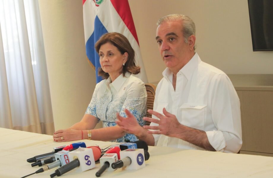 Presidente Abinader anuncia ampliación de la carretera hacia Licey al Medio a cuatro carriles