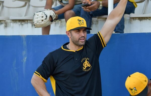 Luis “Pipe” Urueta se integra a las Águilas Cibaeñas con la meta del campeonato en la mira