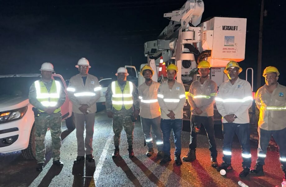 ETED refuerza con brigadas especializadas y drones las labores de localización de avería en línea Navarrete–Imbert II