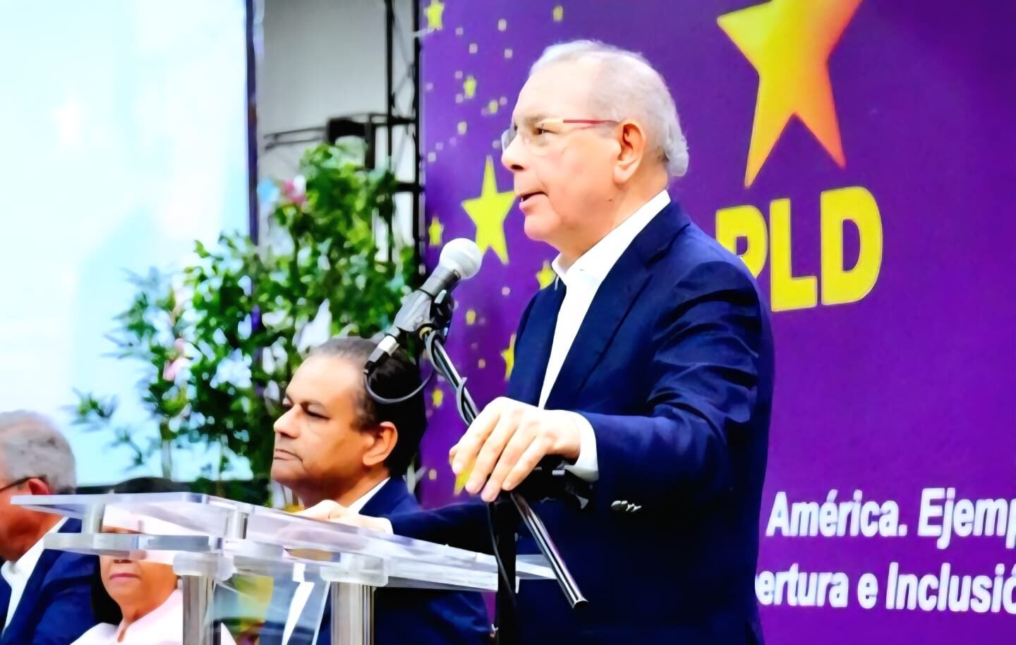 Danilo Medina afirma que el pueblo espera el regreso del PLD al Gobierno