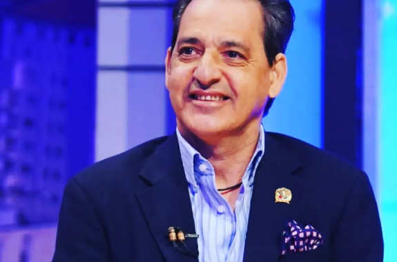 Pastor De Moya encabeza delegación Feria Internacional del Libro en Colombia