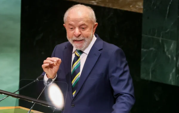 Lula gana las elecciones presidenciales tras una remontada inédita ante Flávio Bolsonaro