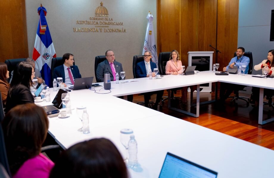 Gobierno destinará RD$21,977 millones a la Política Nacional de Cuidados en el presupuesto de 2027
