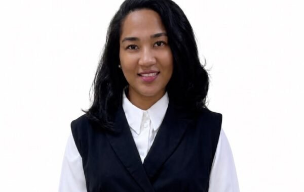 Dominicana Olga Pérez es reconocida entre 30 jóvenes líderes emergentes de la industria aeroespacial