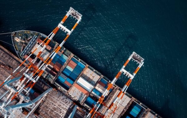 China repondrá crudo pese al techo de demanda en plena guerra contra Irán, dice consultora