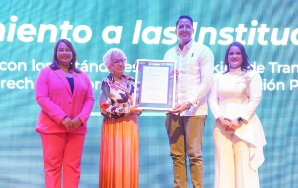 Proindustria recibe por segundo año consecutivo reconocimiento de la DIGEIG por su desempeño en transparencia