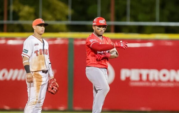 Escogido vence 15-11 a los Toros y consigue su tercera victoria consecutiva