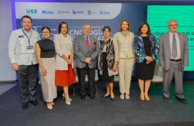UCE concluye el TUS 2026 con llamado a integrar tecnología, ética y responsabilidad