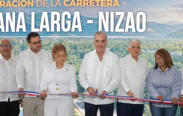 Presidente  Abinader inaugura carretera Nizao-Sabana Larga-Ocoa y fortalece conexión entre Cibao y Sur