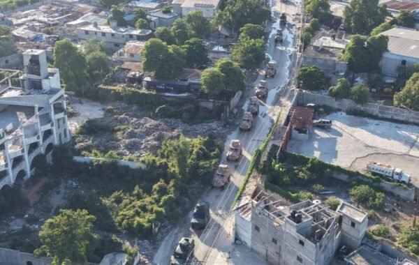 El Salvador despliega más de 2,000 militares en Haití